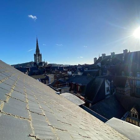 Sous Les Clochers De Rouen - Cathedrale Kültér fotó